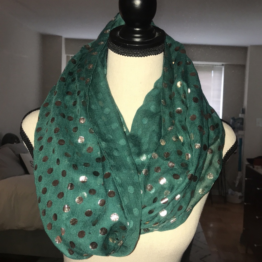 Emerald green w/ gold dots scarf